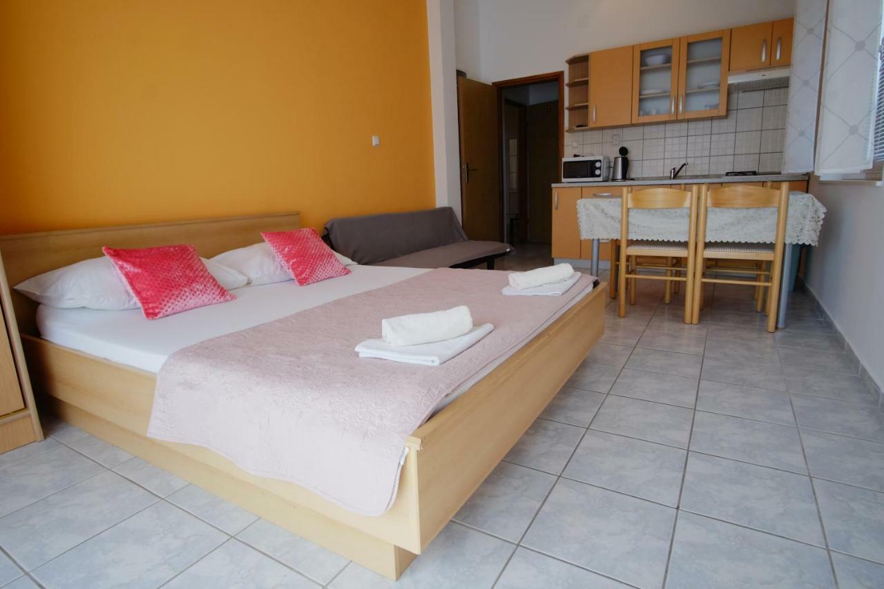 דראגה Apartment Gordana מראה חיצוני תמונה