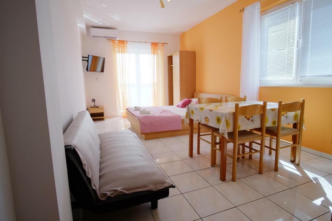 דראגה Apartment Gordana מראה חיצוני תמונה
